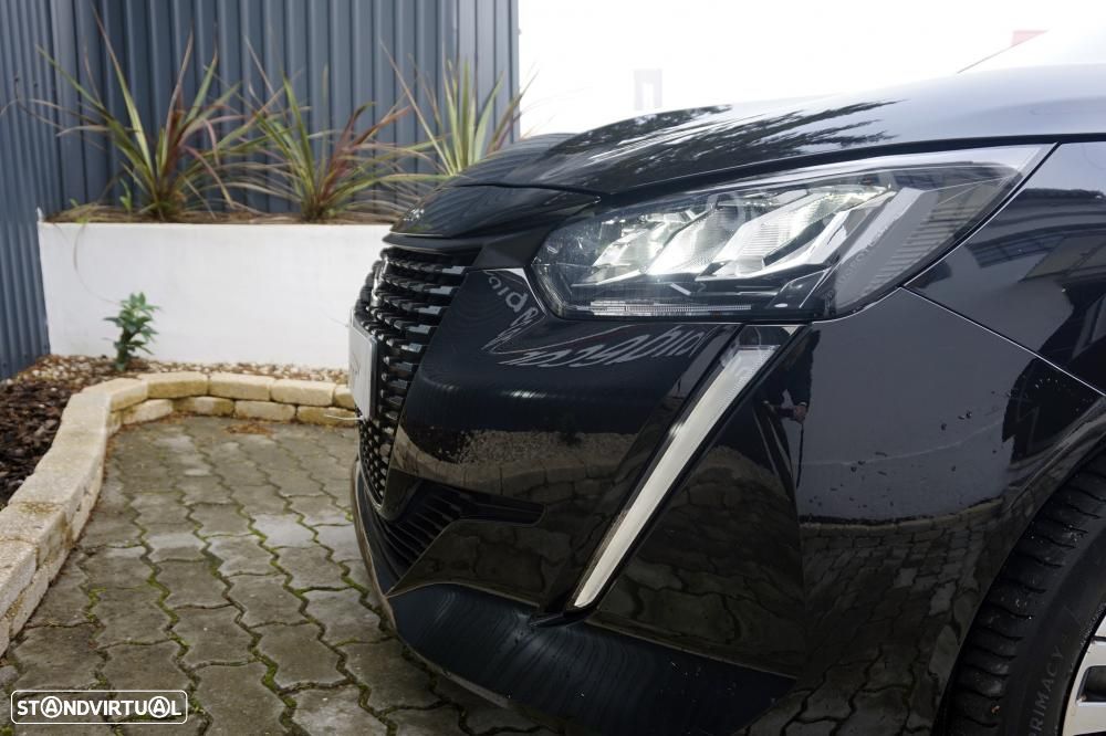 Peugeot 208 1.2 PureTech Allure - 29