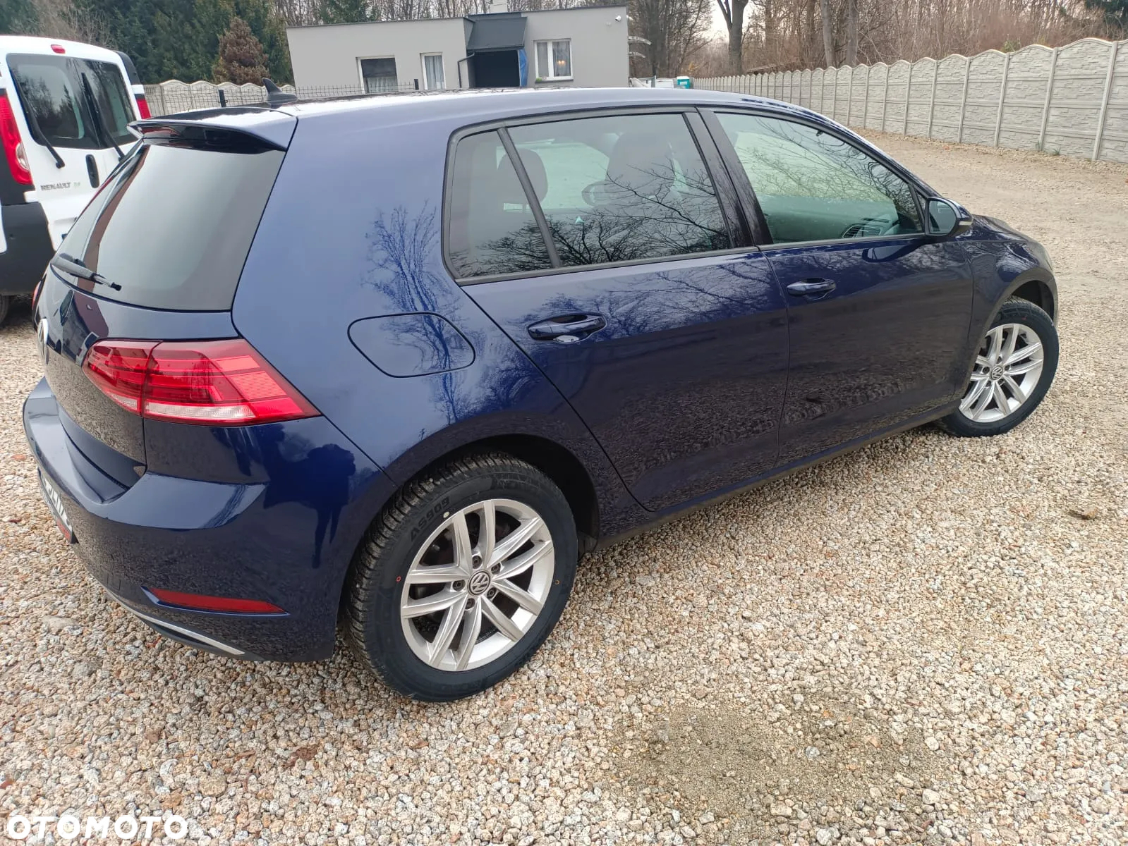 Volkswagen Golf - 14