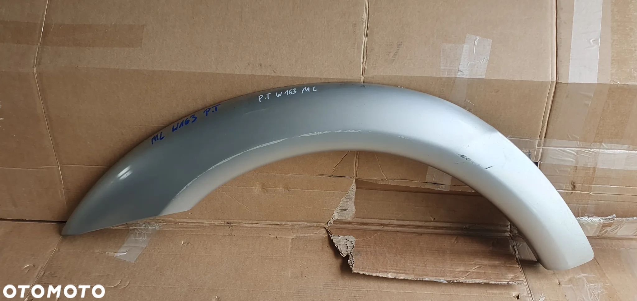 Listwa ozdobna błotnika prawy tył tylna prawa AMG Mercedes ML W163 Lift A1636903440 - 1