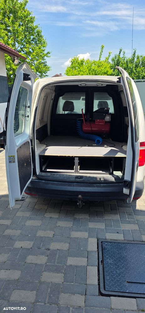 Volkswagen Caddy - 3