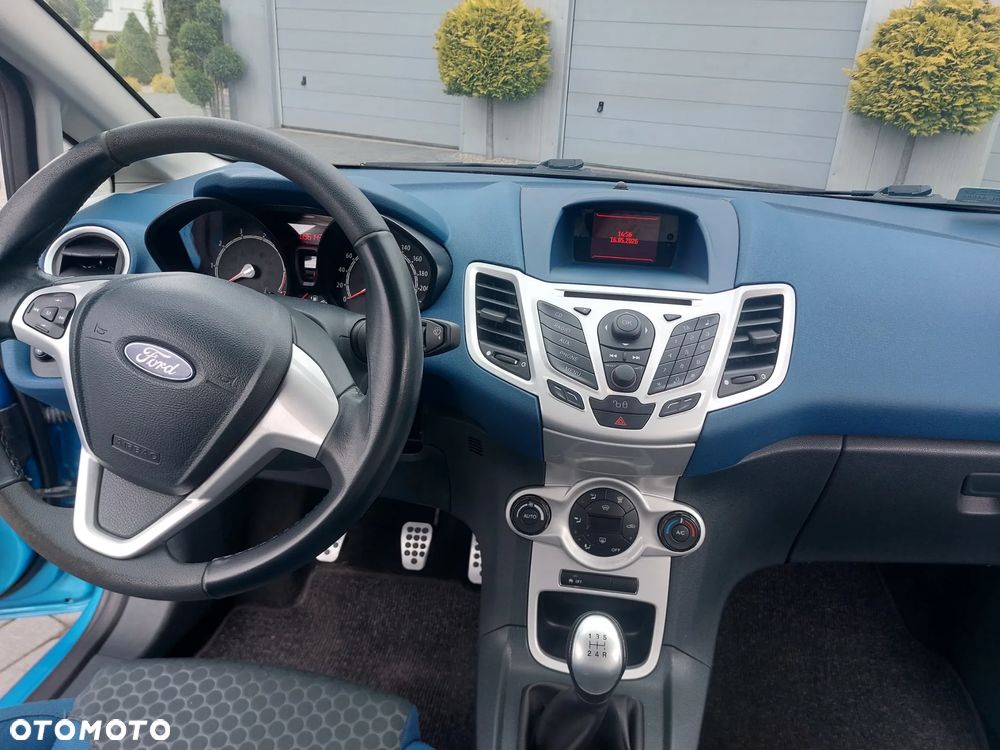 Ford Fiesta 1.4 Titanium - 15