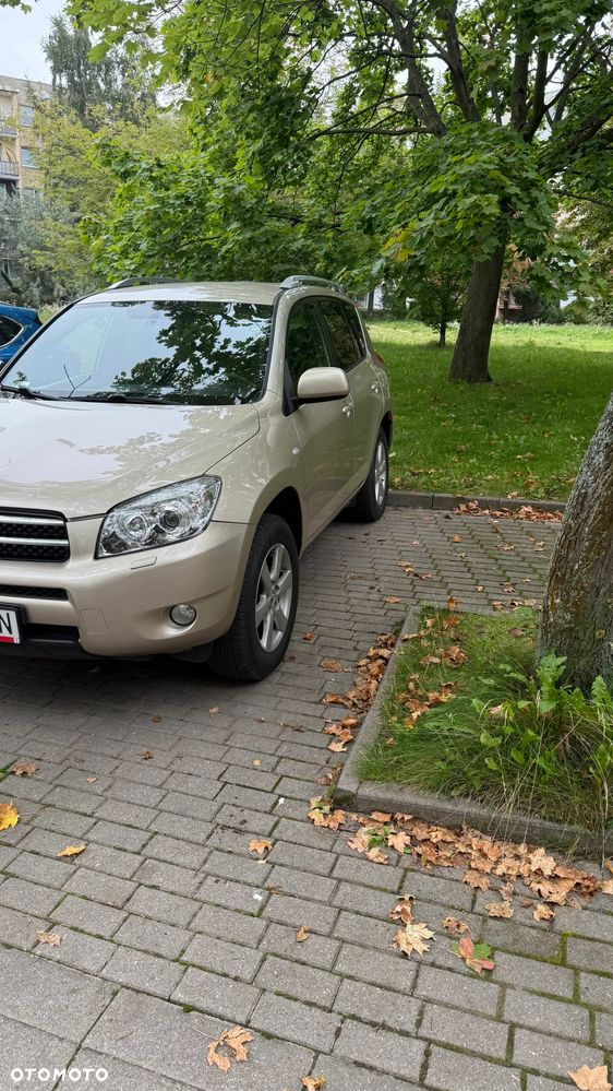 Toyota RAV4 2.0 VVT-i Sol - 2