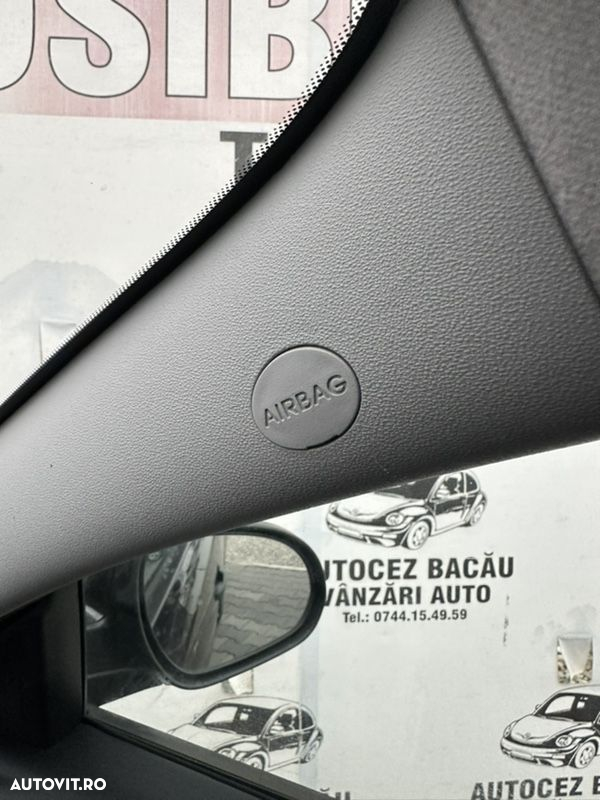 Hyundai i30 i30cw 1.6 blue Classic - 29