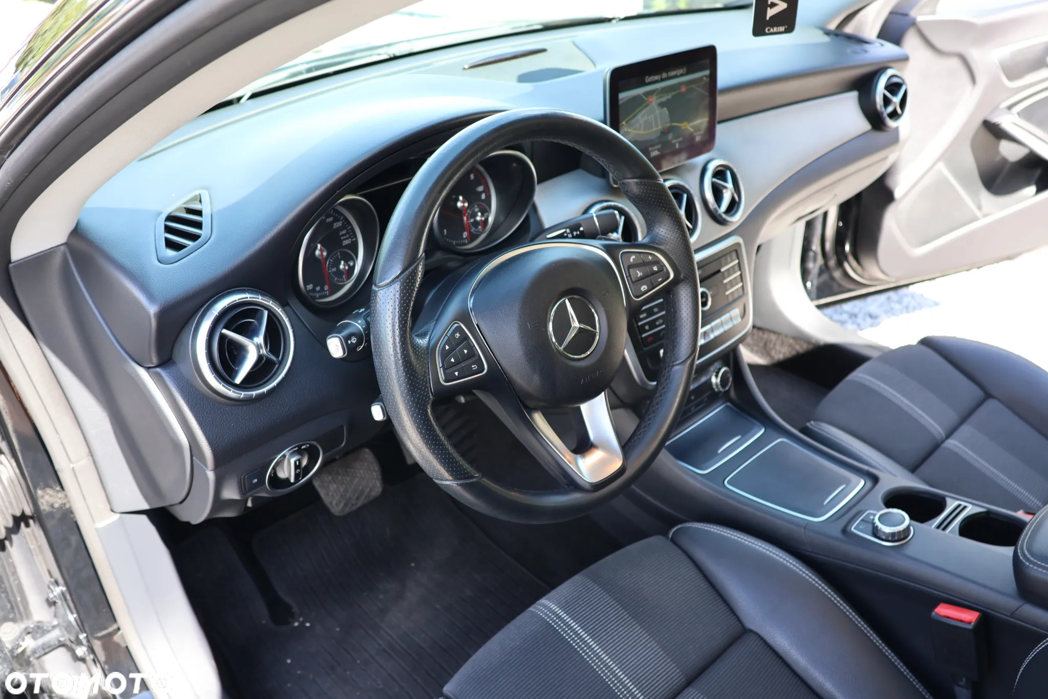 Mercedes-Benz CLA Shooting Brake 220 d 7G-DCT Urban - 6