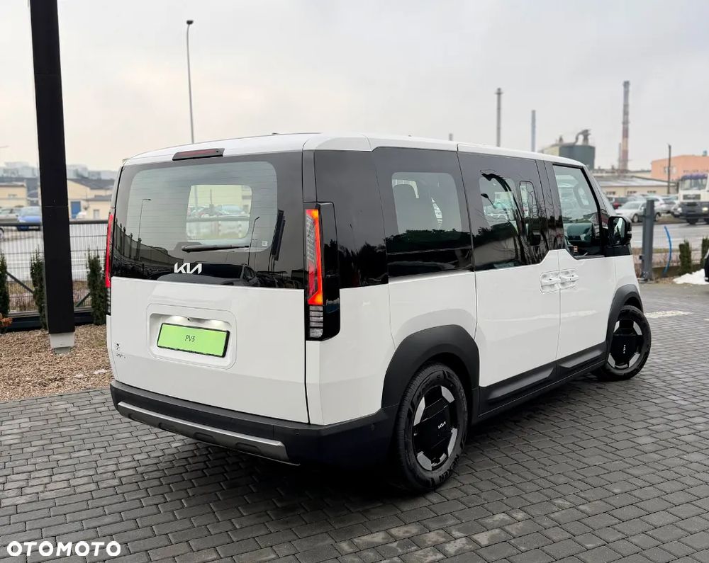 Kia PV5 - 7