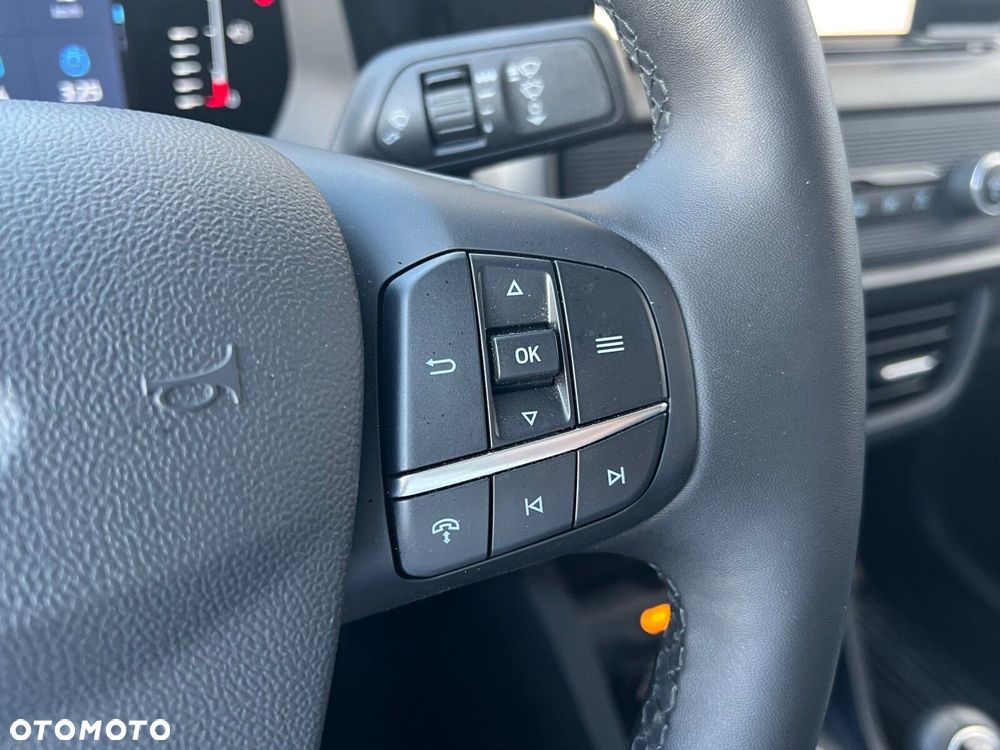 Ford transit-courier Transit Courier Van Limited 1.0 EcoBoost 125 KM M6 - 9