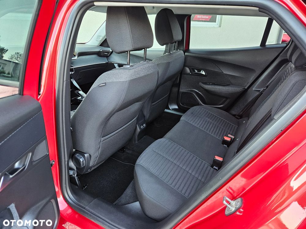 Peugeot 2008 - 10