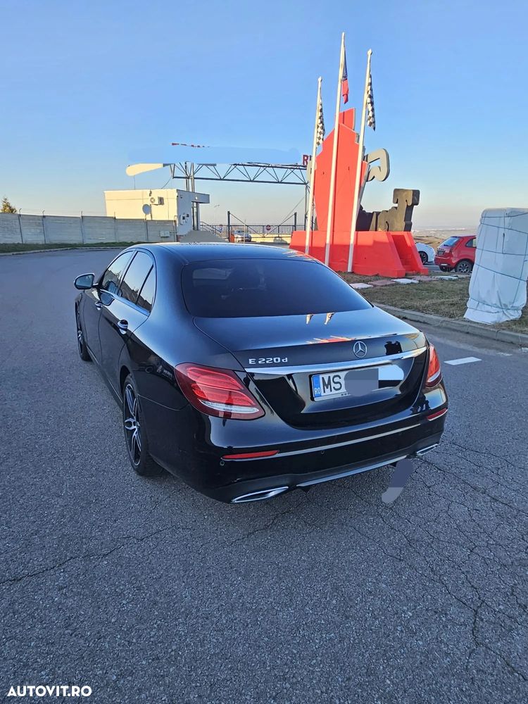 Mercedes-Benz E 220 d 9G-TRONIC AMG Line - 16