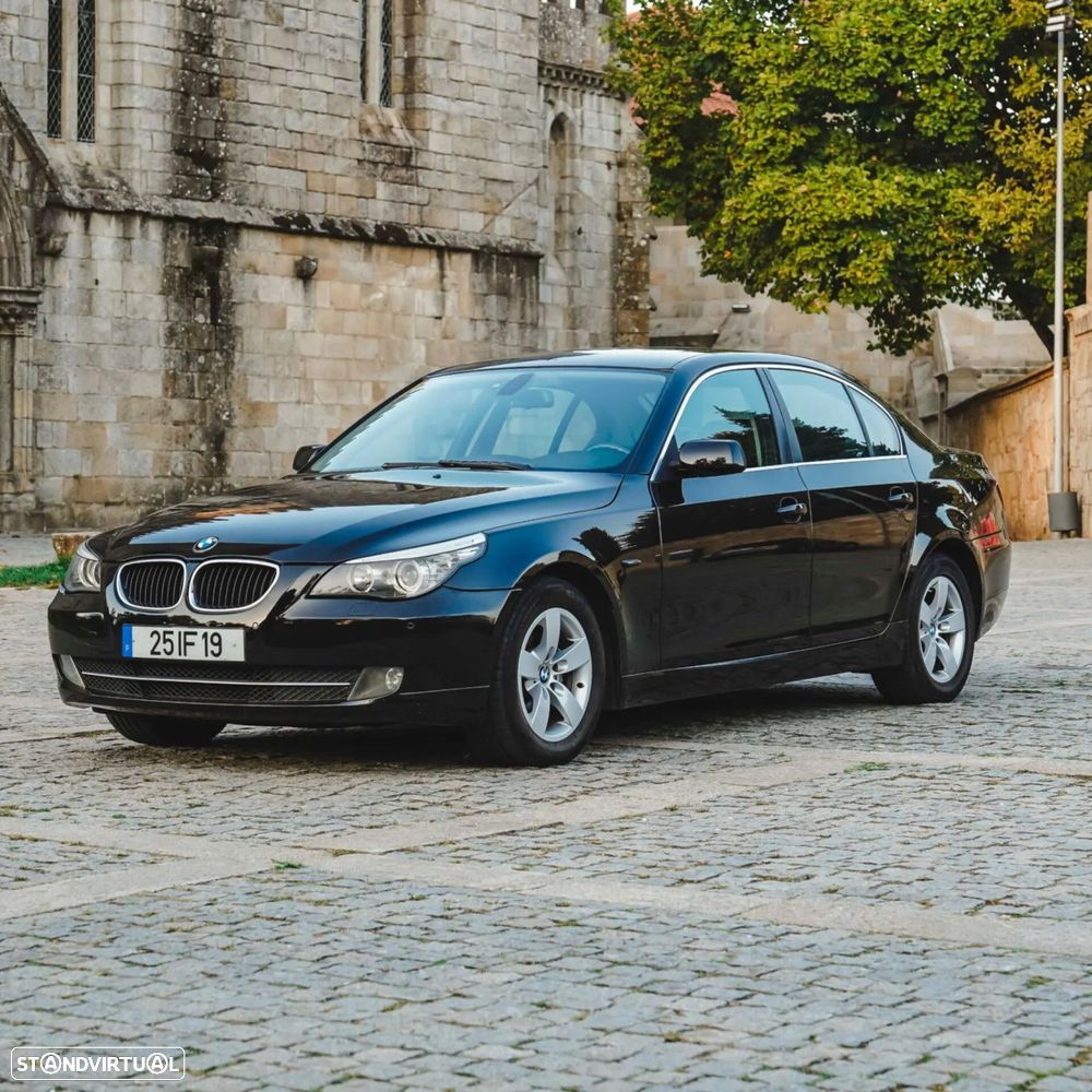 BMW 520 dA Touring Executive - 3
