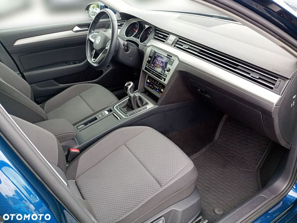 Volkswagen Passat Variant 2.0 TDI EVO Essence - 26