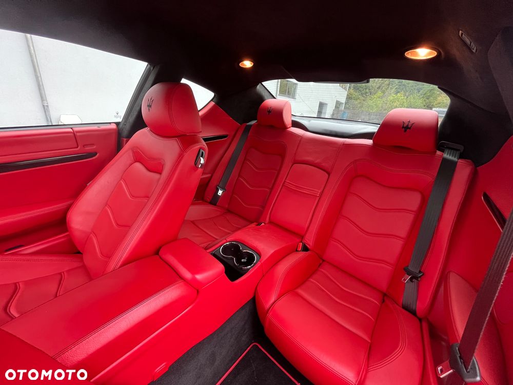 Maserati GranTurismo S Automatik - 16