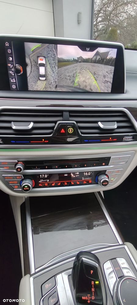 BMW Seria 7 730d xDrive - 10
