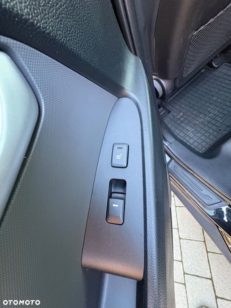 Kia Sportage 2.0 L 2WD - 13