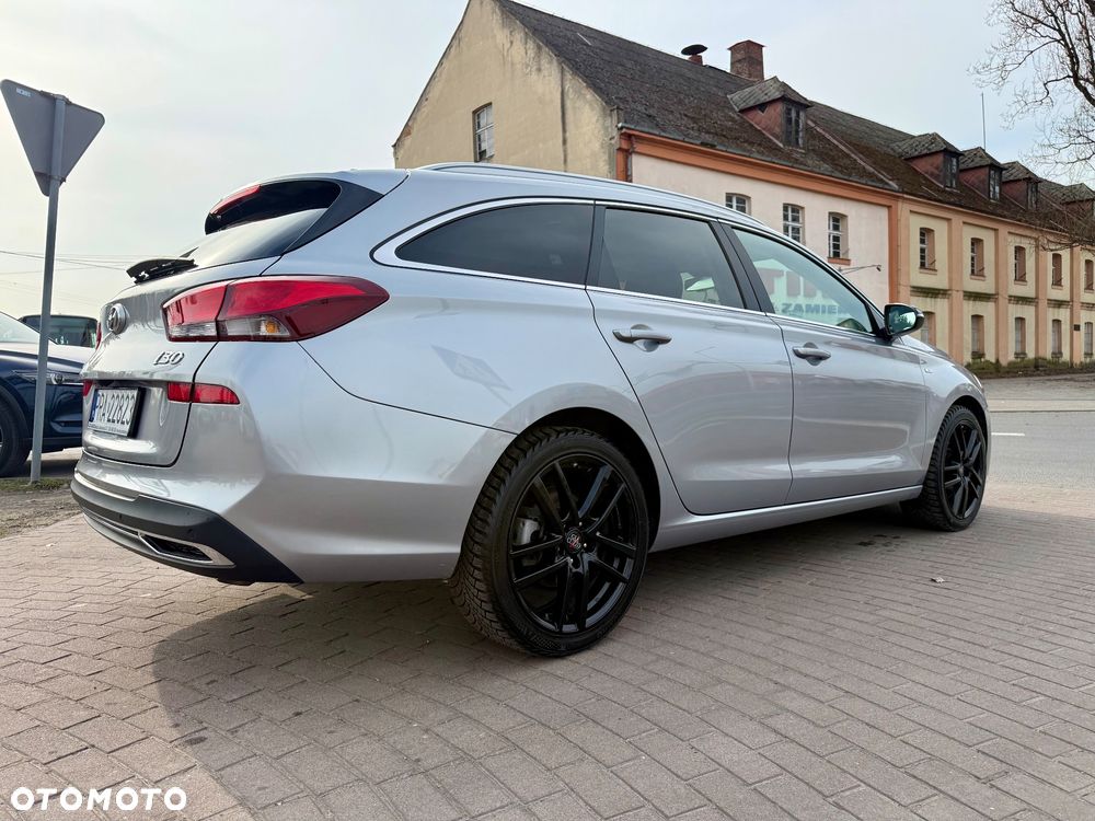 Hyundai i30 1.5 T-GDI 48V-Hybrid Advantage - 29