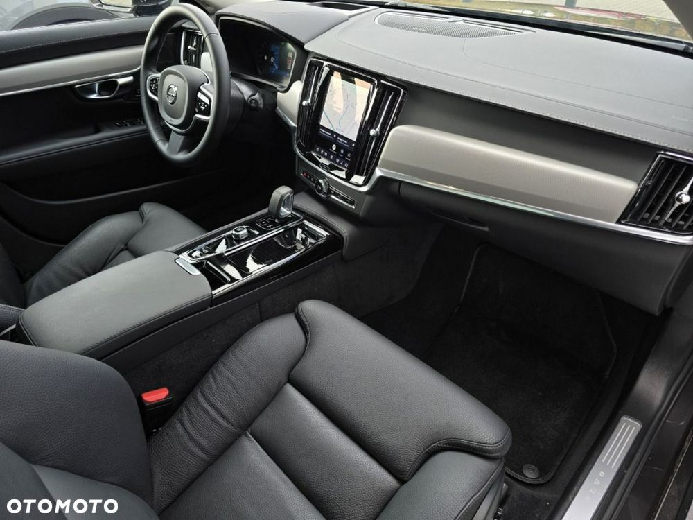 Volvo V90 - 25
