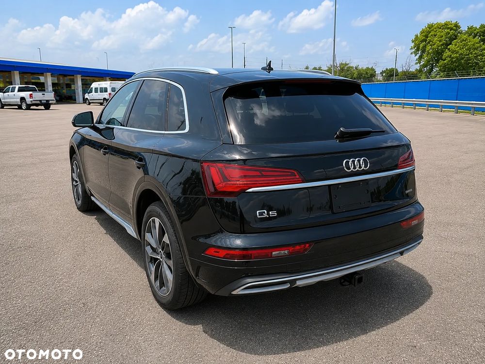 Audi Q5 40 TFSI quattro S tronic - 4