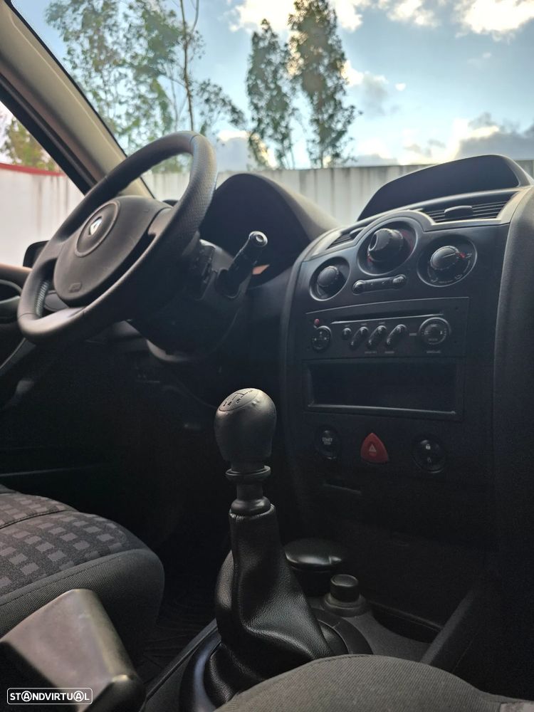 Renault Megane Van - 45