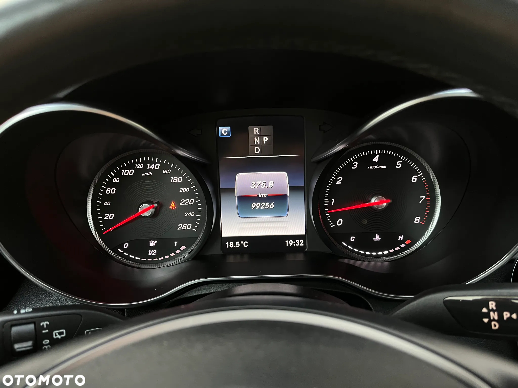 Mercedes-Benz GLC 300 4Matic 9G-TRONIC - 31