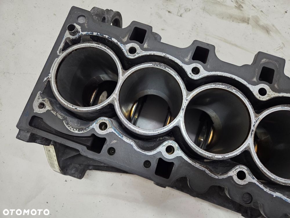 BLOK SILNIKA BMW E60 E61 N52B30A OE 7539322 - 3