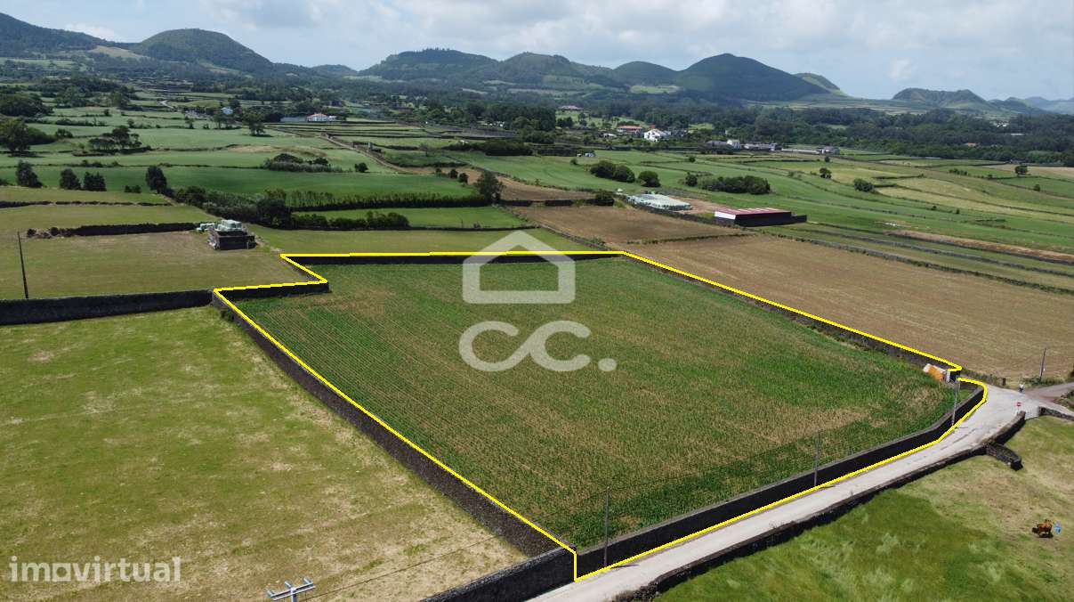 Terreno com 12680m2 - Pico da Pedra - Ribeira Grande - Grande imagem: 3/16