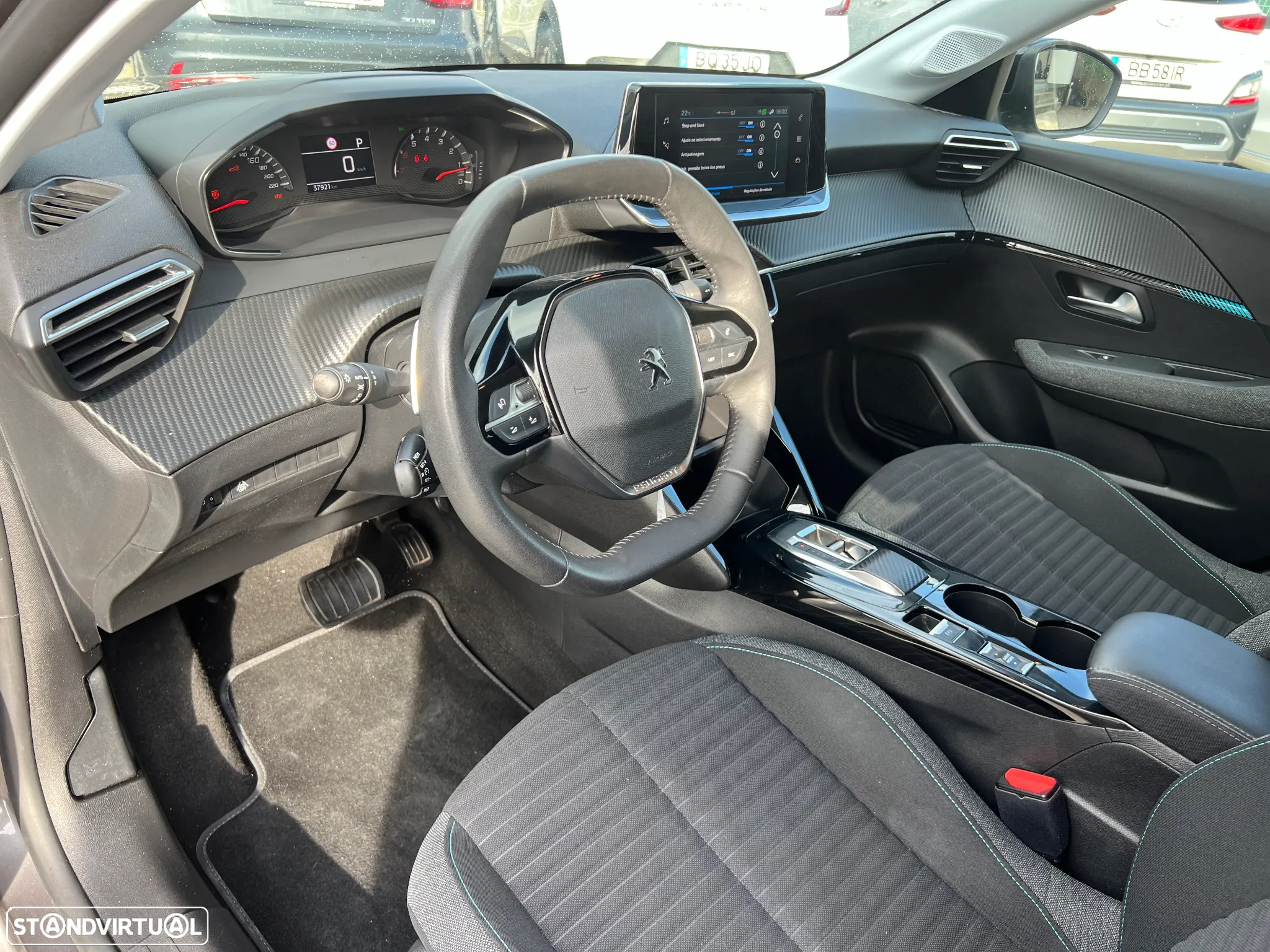 Peugeot 208 1.2 PureTech Allure Pack EAT8 - 10
