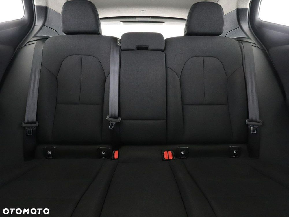 Volvo XC 40 T3 - 19