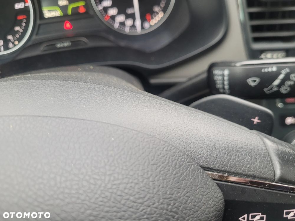 Seat Leon 2.0 TDI DPF Start&Stop DSG XCELLENCE - 36