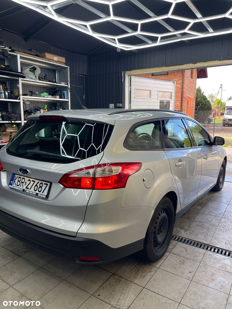 Ford Focus 1.0 EcoBoost Start-Stopp-System Champions Edition - 18