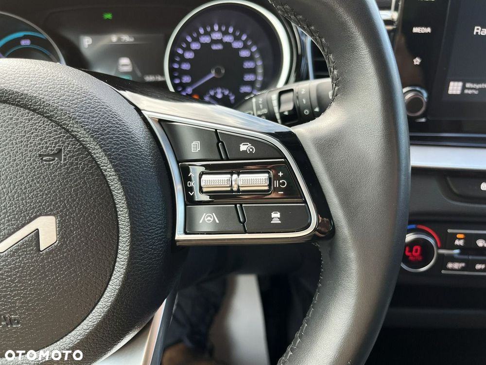 Kia Ceed 1.6 GDI PHEV L DCT - 14