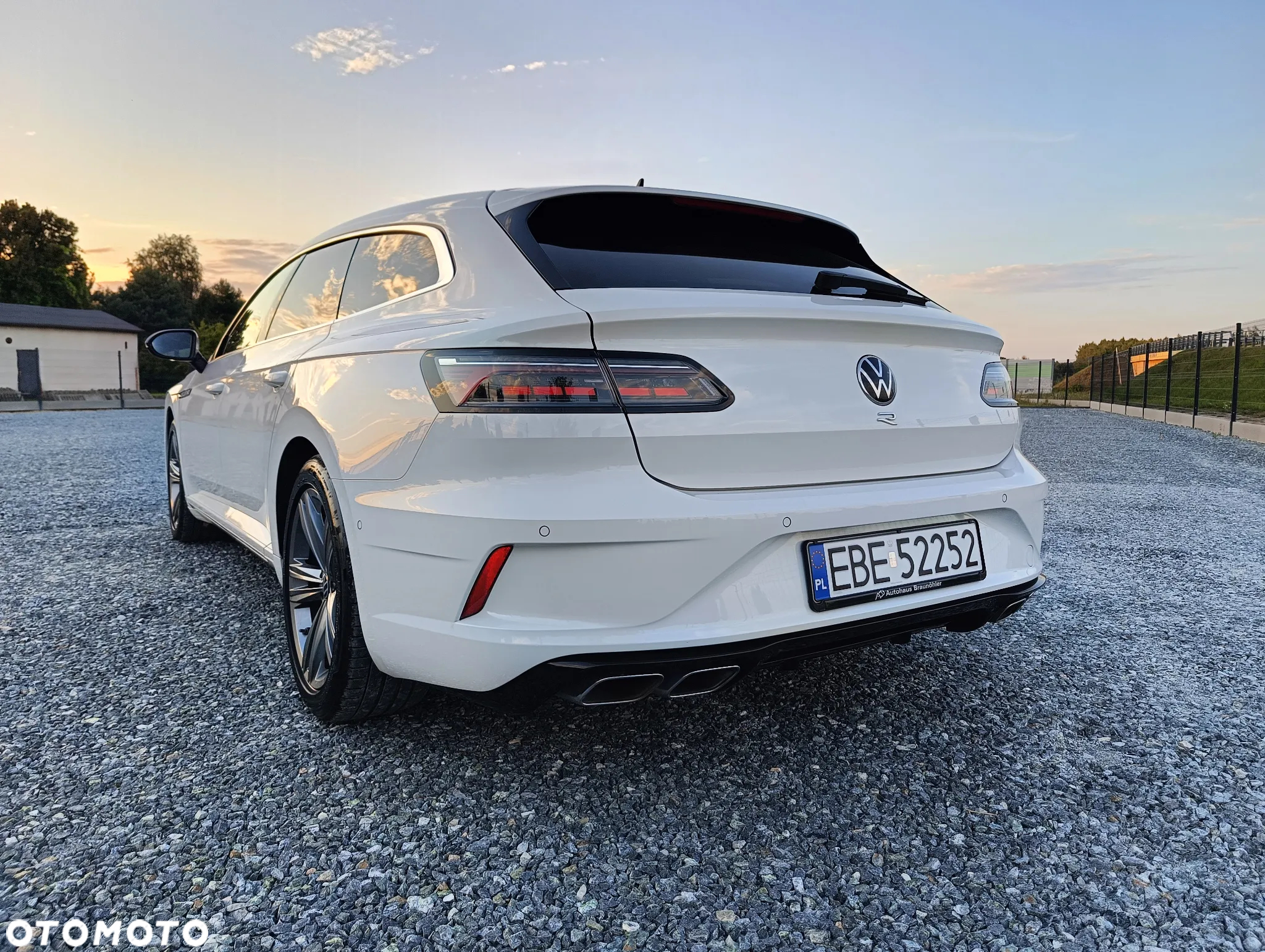 Volkswagen Arteon 2.0 TSI 4Motion R DSG - 6