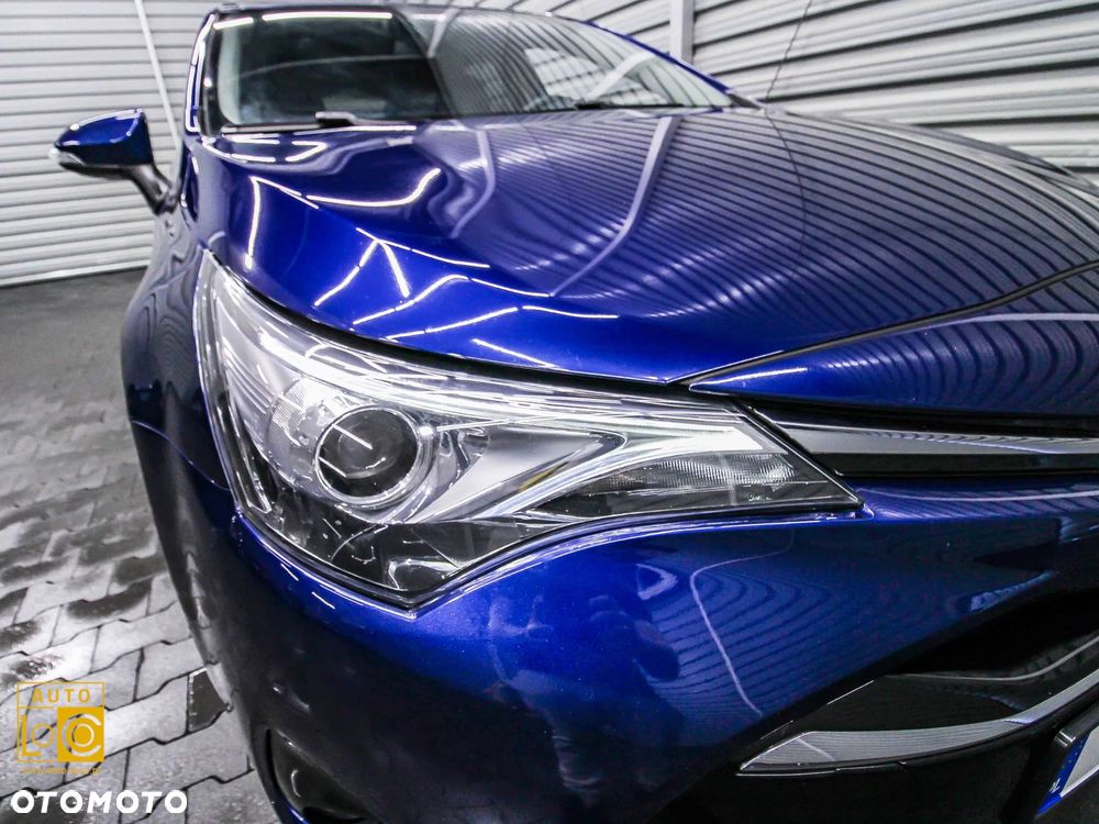 Toyota Avensis 2.0 D-4D Prestige - 29