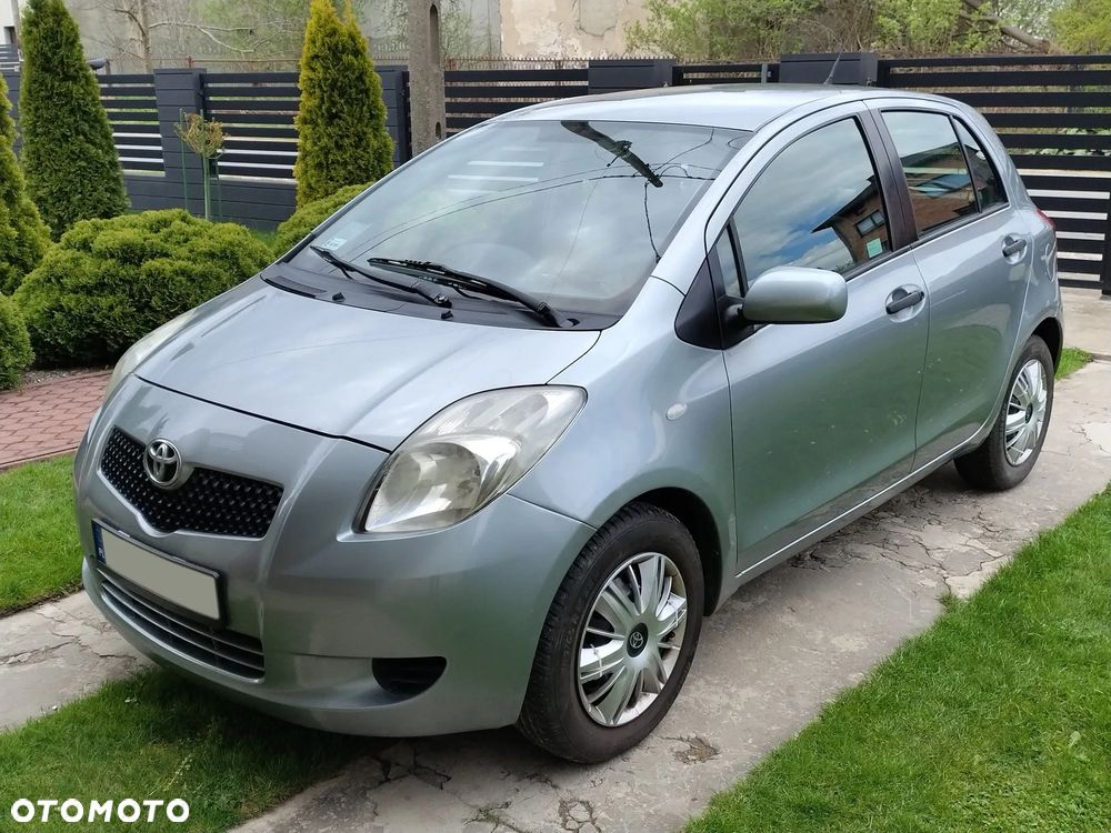 Toyota Yaris 1.3 Terra - 6