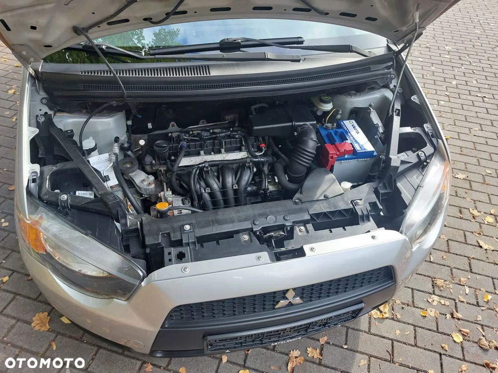 Mitsubishi Colt CZ3 1.3 Automatik Invite - 11
