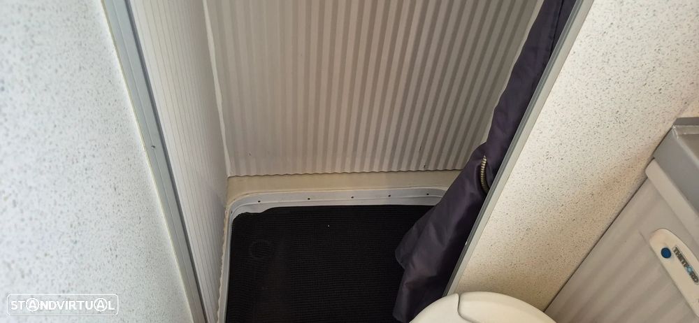 Burstner A535-2 CITROEN JUMPER 2.8 HDI  - BURSTNER - 4 LUGARES - 4 DORMIDAS - 42