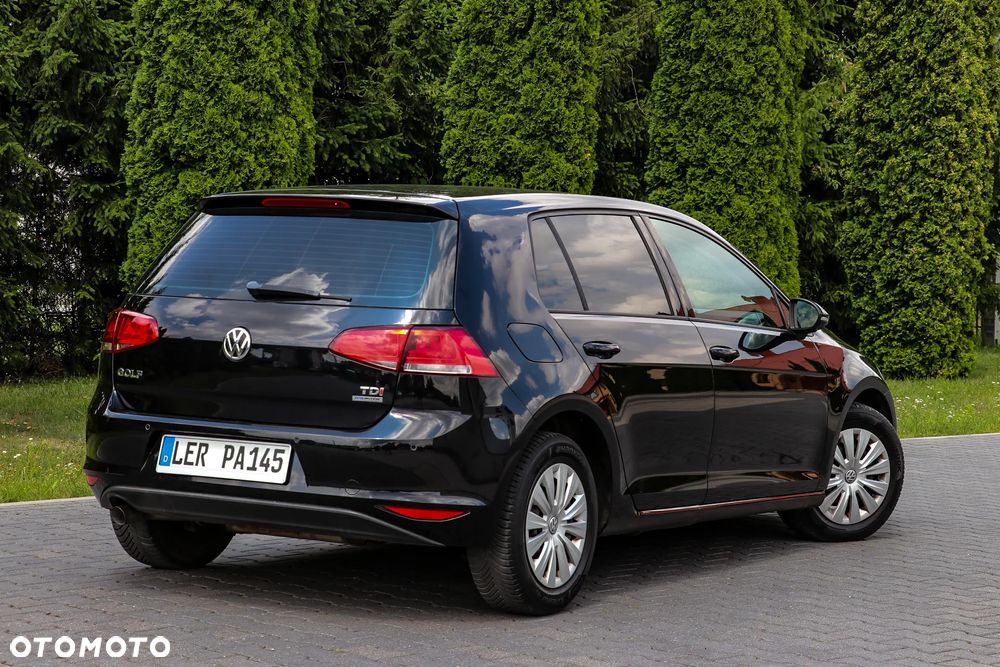 Volkswagen Golf 1.6 TDI DPF Highline - 12