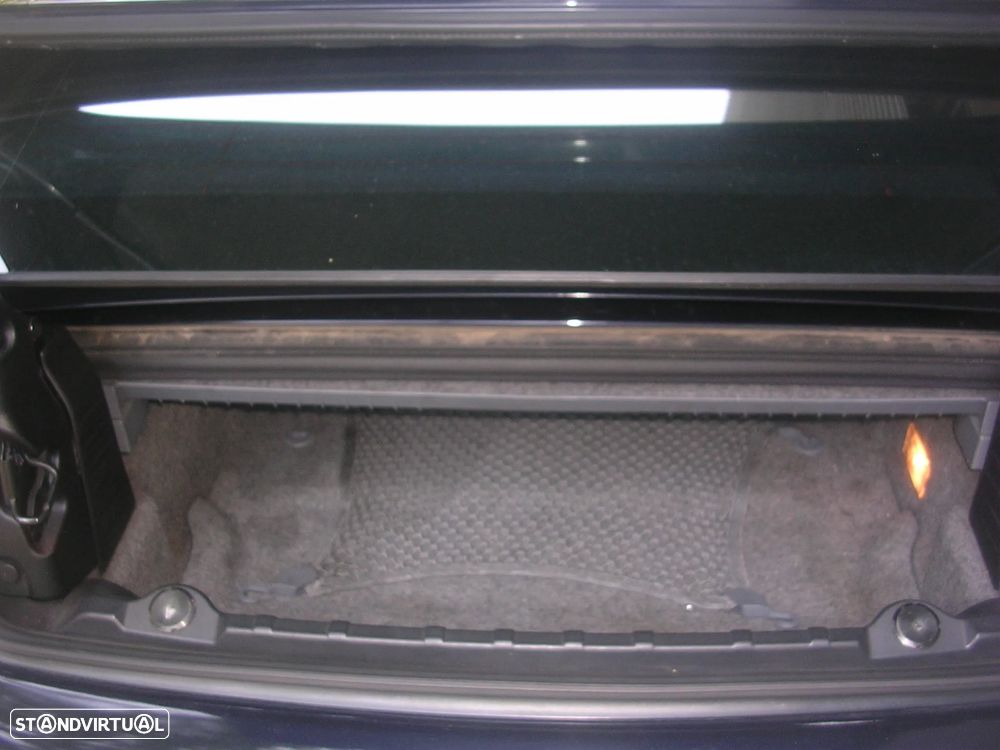 BMW 325 i - 23