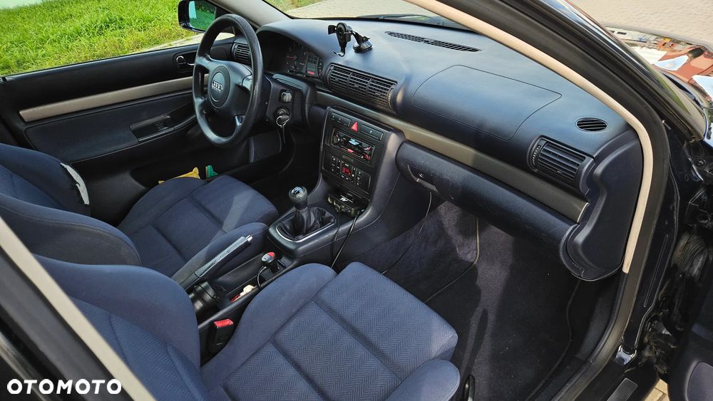 Audi A4 Avant 1.8T - 13