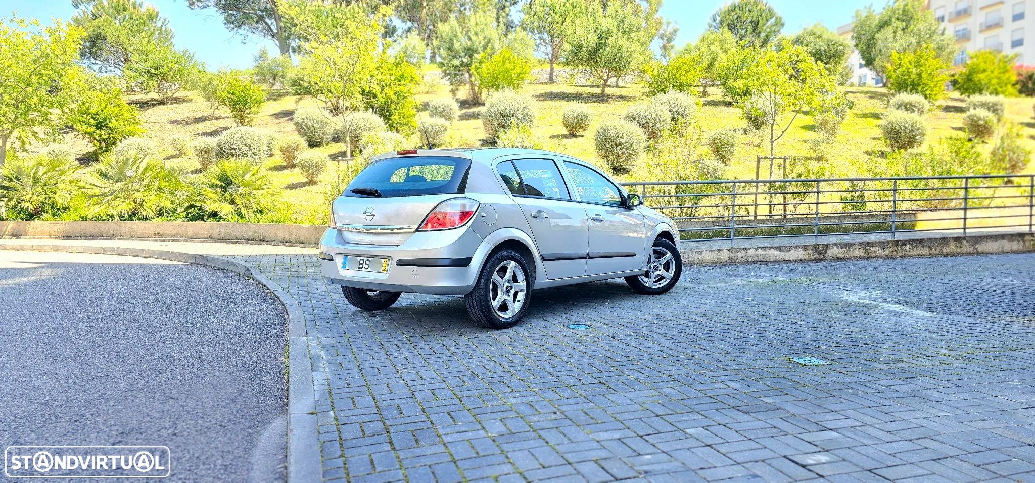 Opel Astra 1.4 Elegance - 19