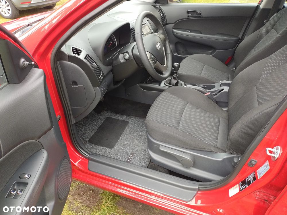 Hyundai i30 1.4 blue Comfort - 14