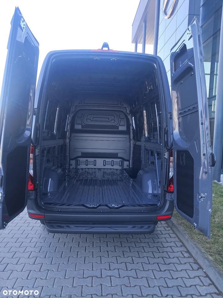 Mercedes-Benz Sprinter 317 CDI Furgon PRO standard  3665 mm L2H2 - 14