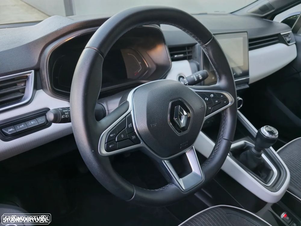 Renault Clio 1.0 TCe Techno - 19