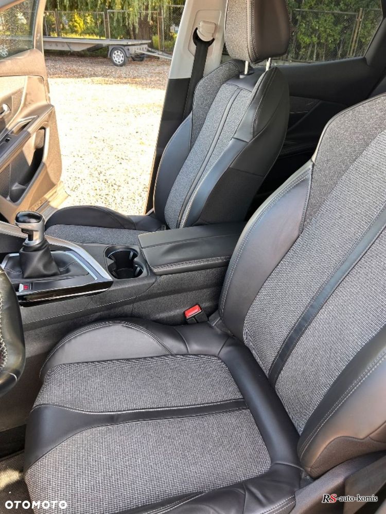 Peugeot 3008 - 24