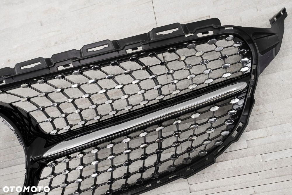 grill diamond czarny mercedes c-class w205 2014-2018 przed facelifting - 10