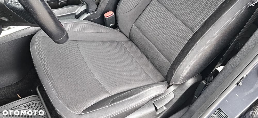 SsangYong/KGM Tivoli e-XGi 160 2WD Sapphire - 27
