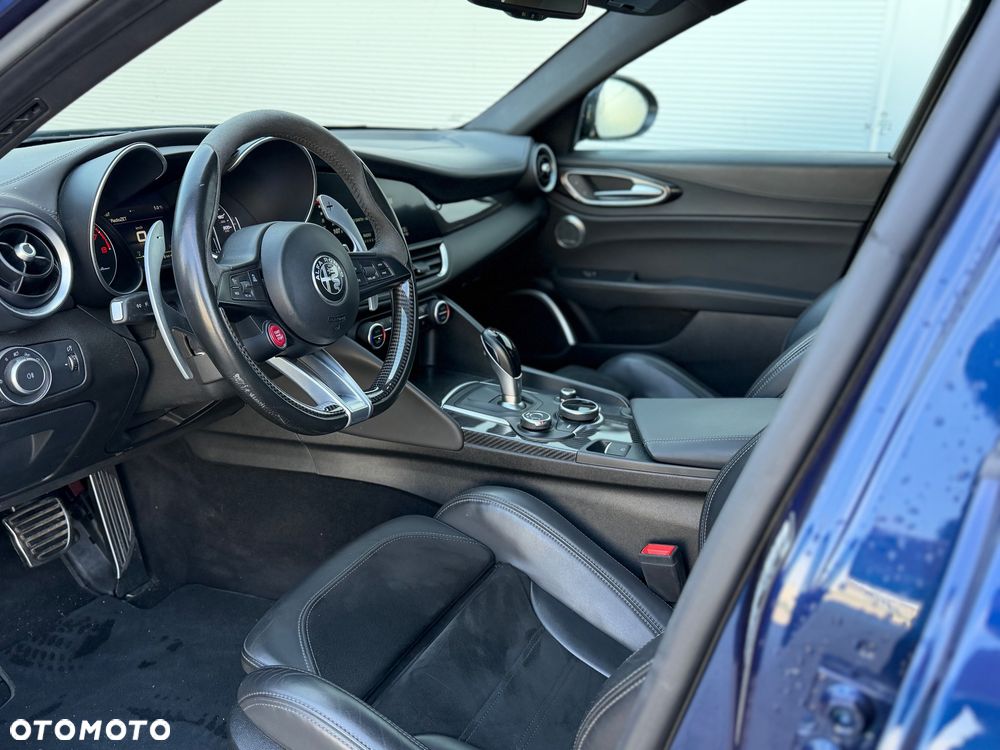 Alfa Romeo Giulia - 28