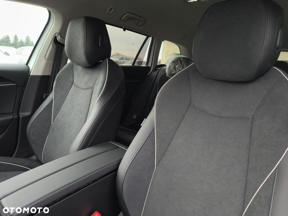 Volkswagen Passat Variant 2.0 TSI Business Plus DSG - 11