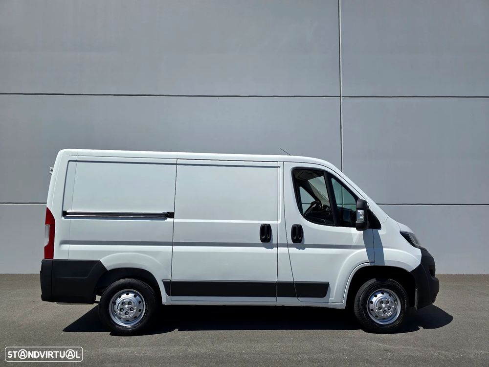 Peugeot BOXER 2.2 BLUEHDI / GARANTIA / NACIONAL - L1H1 - 5