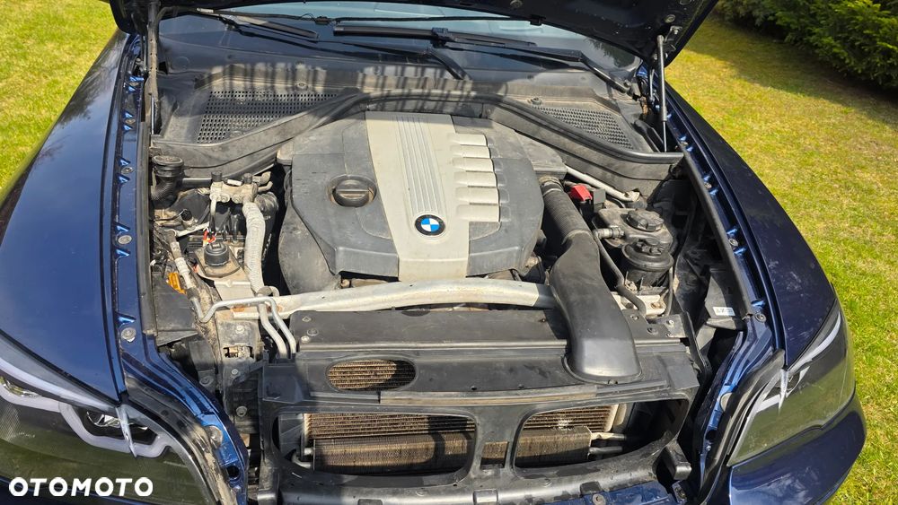 BMW X5 xDrive35d - 15