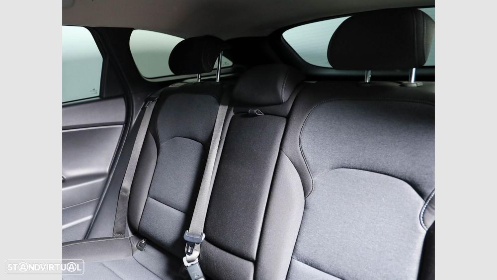 Hyundai i30 1.0 T-GDi Style — fotografia 17