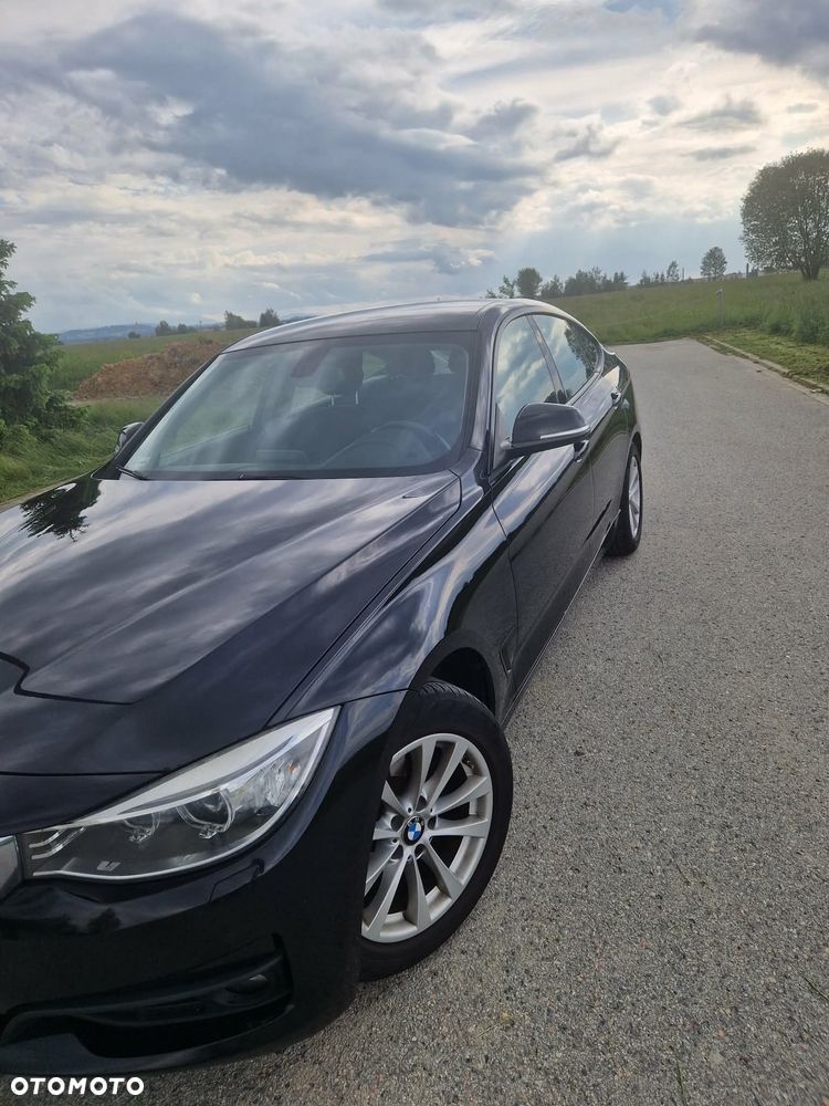 BMW Seria 3 320d xDrive - 16